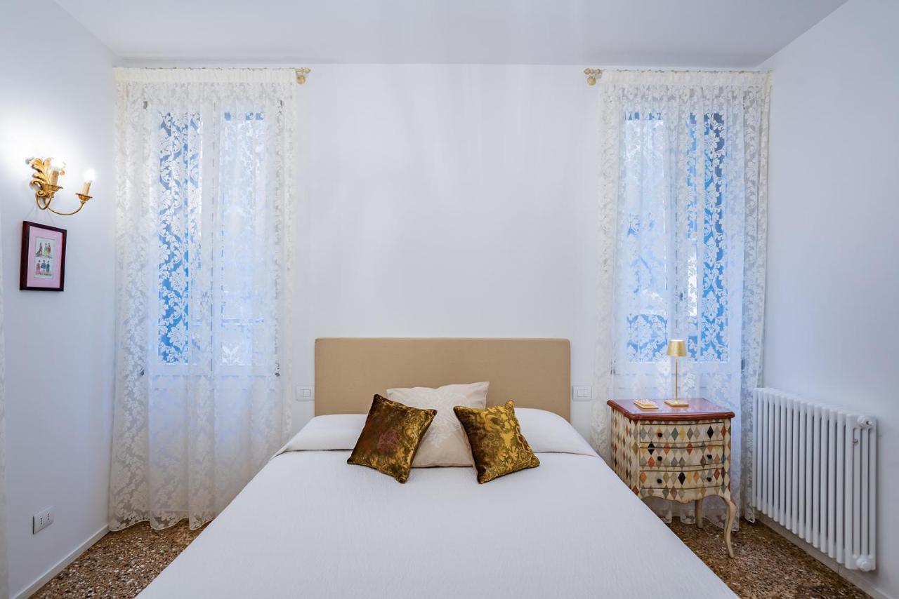 Ca' San Beneto Completely Refurbished In A Fabulously Central Area Venedig Eksteriør billede
